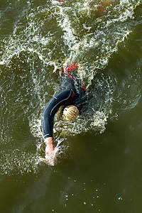 GTTELB20261546.jpg
