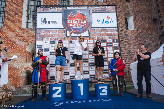 Castle_Triathlon_2024_logo_494.jpg