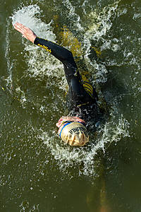 GTTELB20261543.jpg