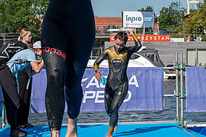 GTTELB20261576.jpg