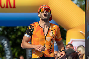 GTTELB20261853.jpg