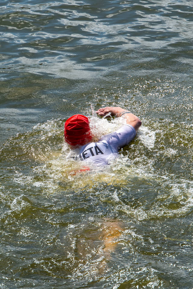 GTTELB20262142.jpg