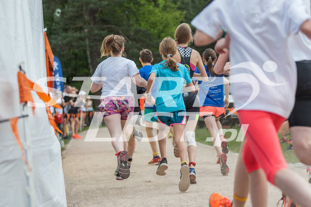 piaseczno16kids1km-00016.JPG